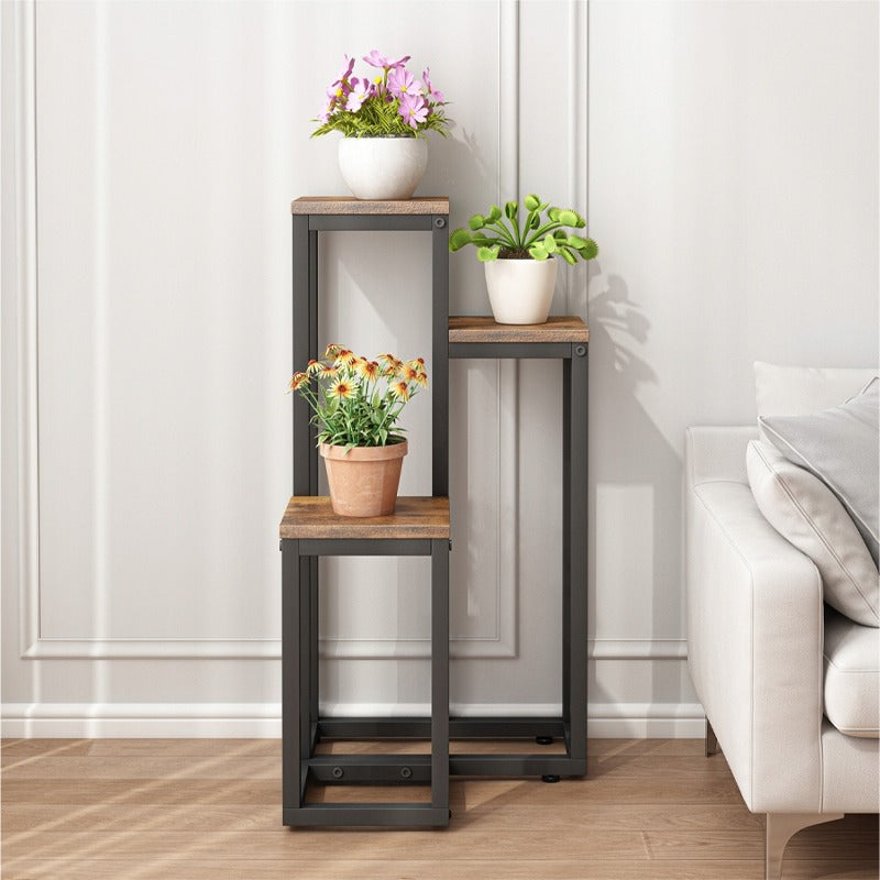 Pflanzenständer für Blumentöpfe – Rustikales Metallregal mit 3 Ebenen