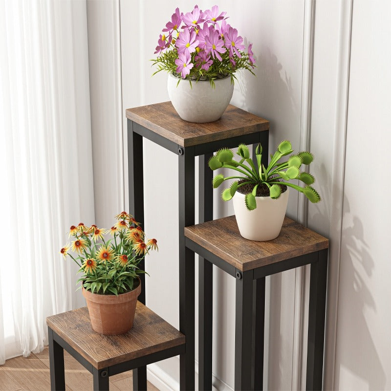 Pflanzenständer für Blumentöpfe – Rustikales Metallregal mit 3 Ebenen